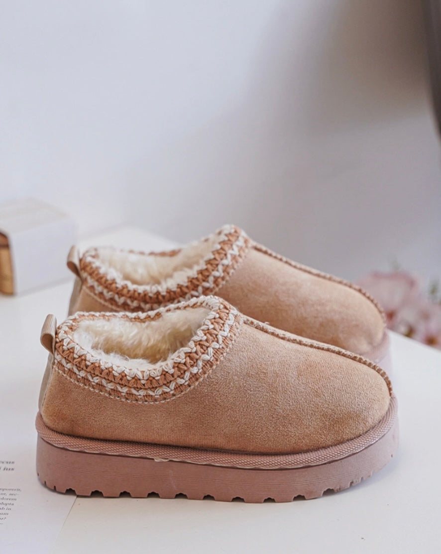 Kids Childrens Viral Faux Fur Lined Slippers Warm Winter Shoes